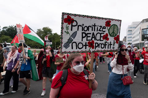 Thousands protest against Israeli PM outside Capitol hill